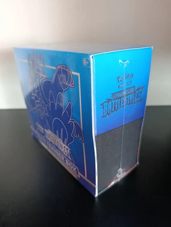 Battle Styles Elite Trainer Box Sealed image 3