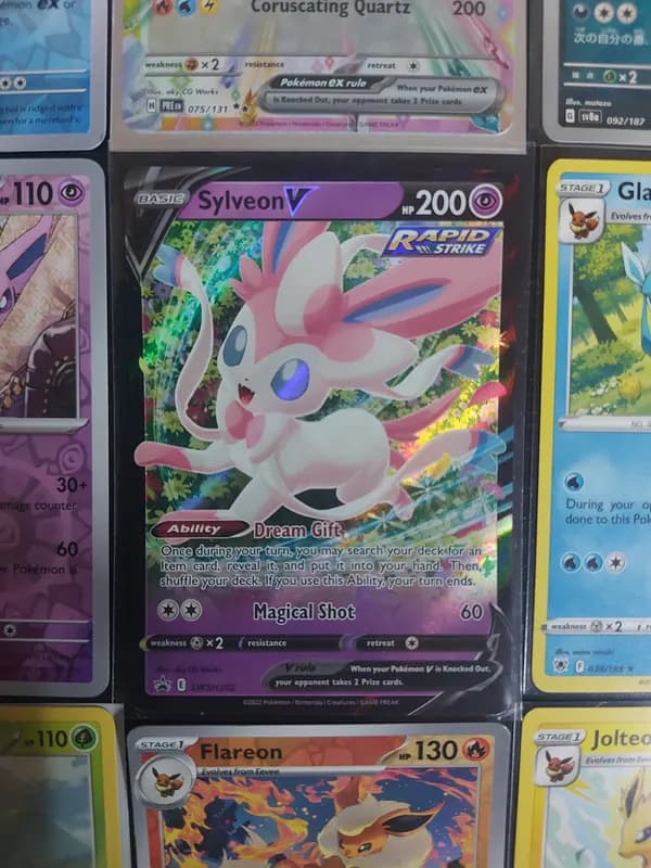 Eeveelutions: Sylveon lot