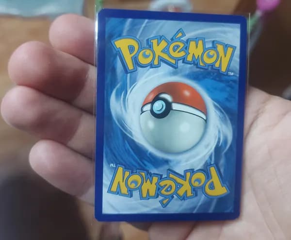 Sharpedo 2019 reverse holo image 2