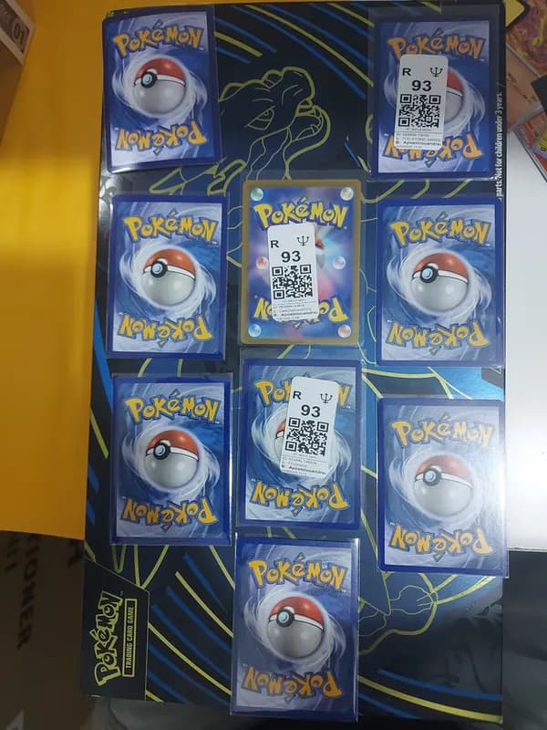 Απο το base set μέχρι σήμερα: Pikachu, Dragonite, Articuno lot image 10